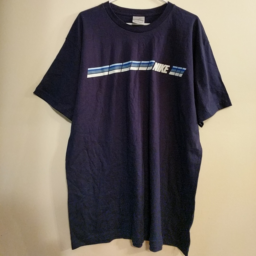 Nike T Shirt